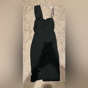 ❌SOLD❌ Preloved black midi dress size medium